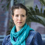 Julie Hau